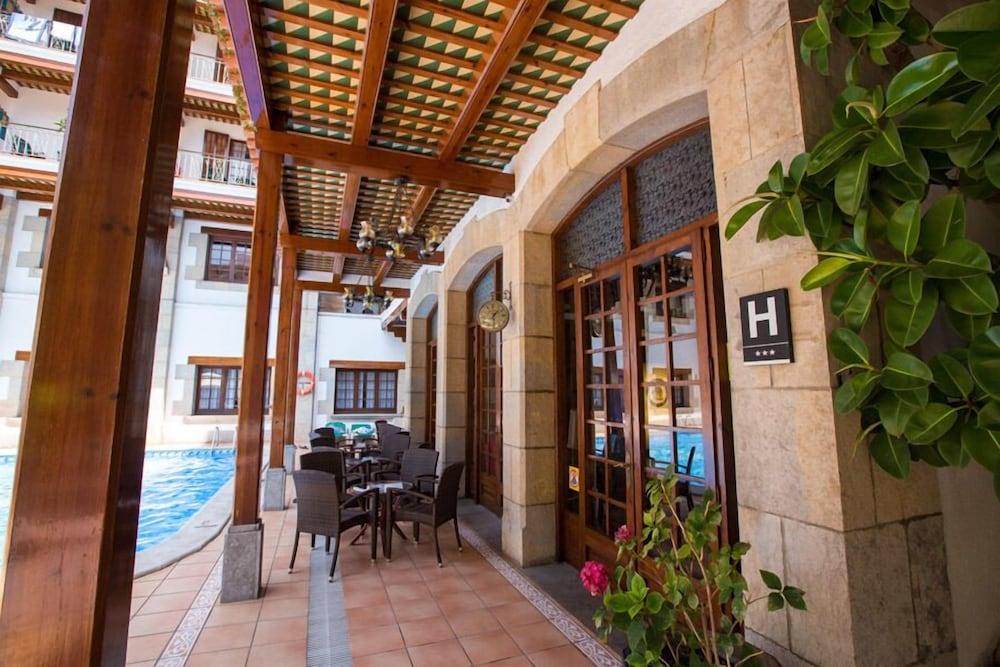 Hotel La Carolina Lloret de Mar Exterior photo